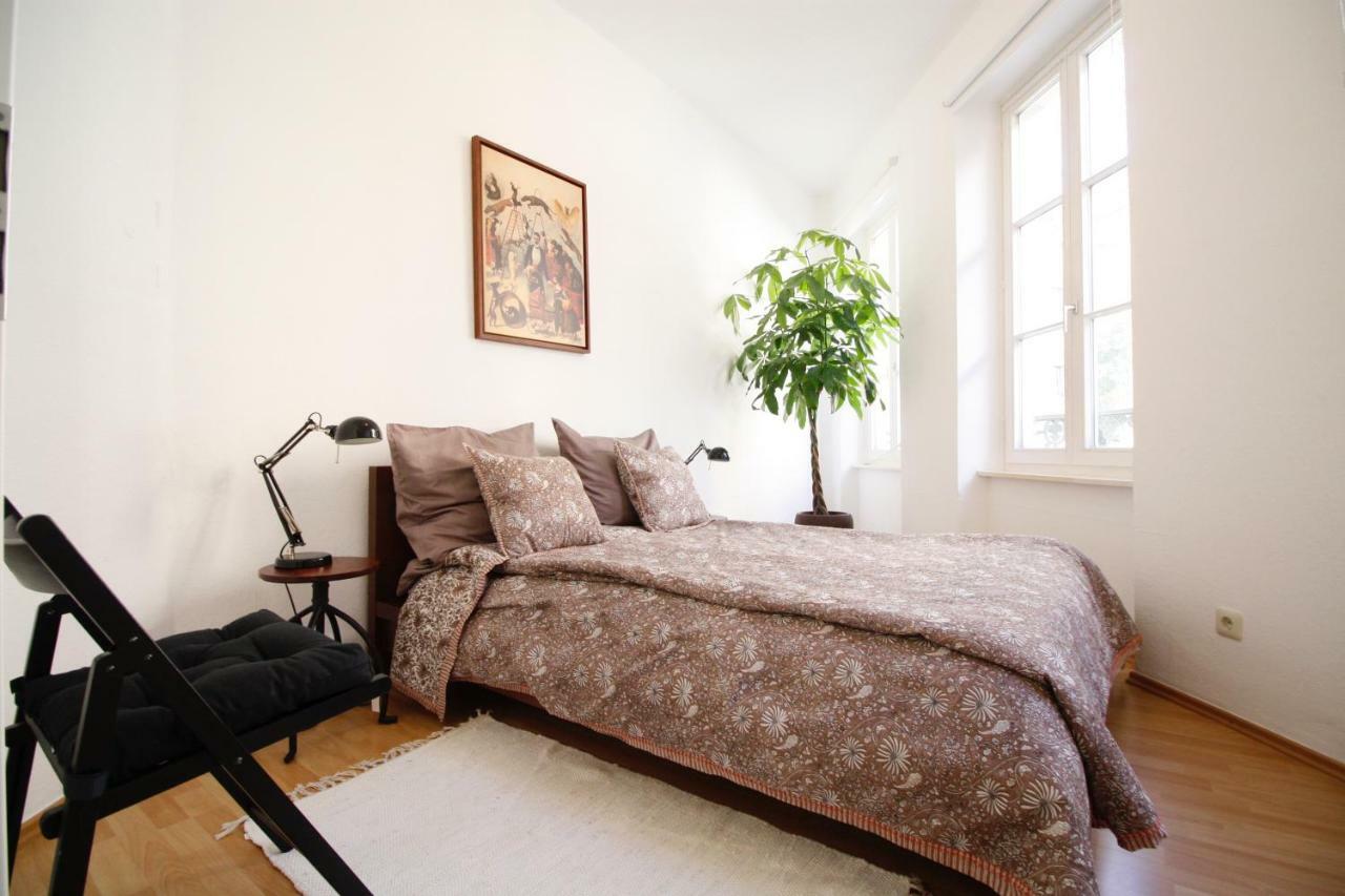 Boutique Charme Apartment Baden-Baden Oda fotoğraf